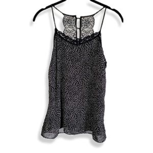 Shift Lace Detailed Sleeveless Top